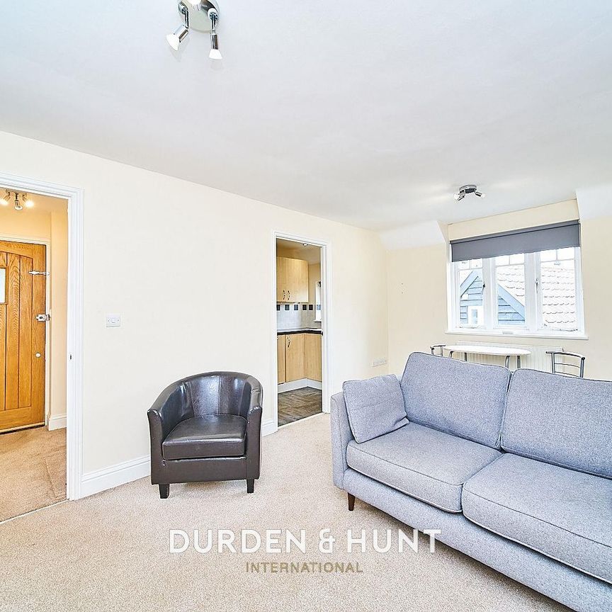 Castle Street, Ongar - Photo 1