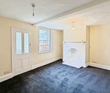 3 bedroom maisonette to rent - Photo 1