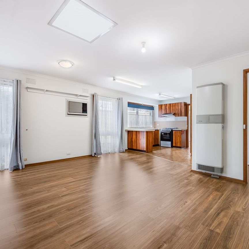 Easy Living with Seamless Indoor–Outdoor Flow! APPLICATIONS NOW OPEN - Photo 1