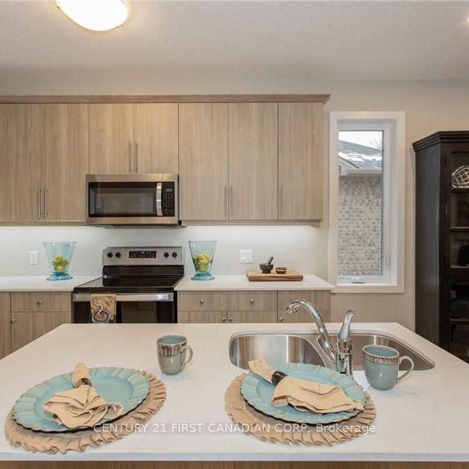 For Lease - 2244 Evans Boulevard, London South, Ontario - Photo 1