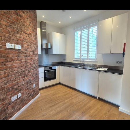 1 Bed Flat, Monkville Mansions, NW11 - Photo 3