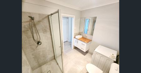 Private & Modern One-Bedroom Home - Photo 2