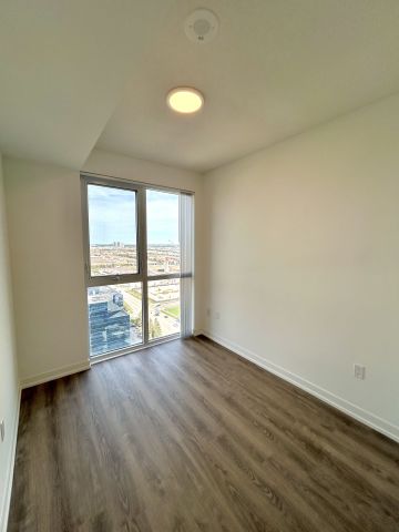 For Lease - 8 Interchange Way Unit# 2102, Vaughan, Ontario - Photo 5