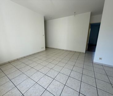 Location Appartement 2 pièces 44m² ORLEANS 45000 - Photo 5