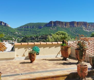 Location Appartement 4 pièces 144m² CASSIS 13260 - Photo 1
