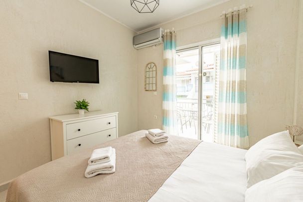 Συγκρότημα για ενοικίαση Νέα Σκιώνη (Παλλήνη) - Photo 1