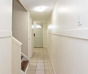 For Lease - 6449 Glen Erin Drive Unit# 34, Mississauga, Ontario - Photo 3