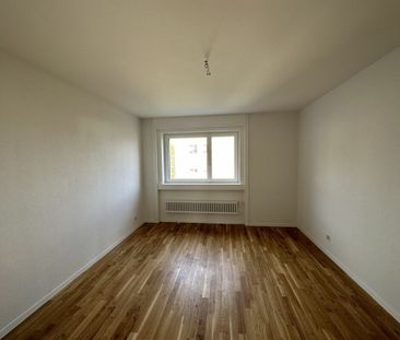 Beautiful 4.5-room apartment completely renovated in 2023 with balc... - Photo 6