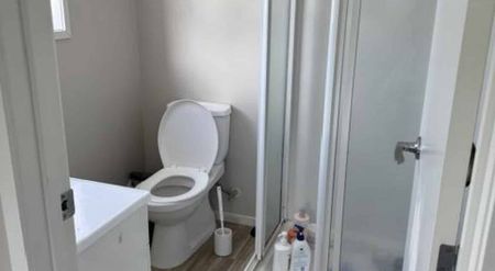 4 Bedroom Townhouse - Great Location - Photo 5