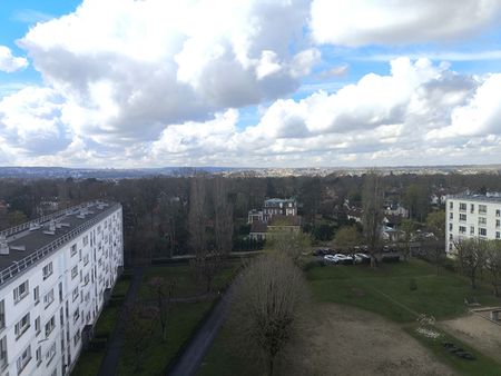 Location Appartement 4 pièces 65m² - Photo 3