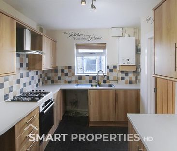 Long Lane, Huddersfield - Photo 5