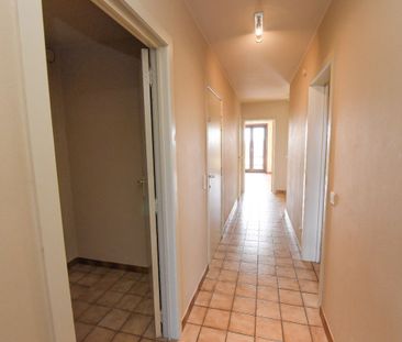 Ruim INSTAPKLAAR appartement te Oeselgem met 2 slaapkamers en GARAGE. - Foto 6