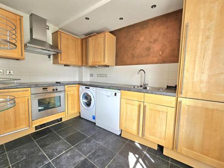 2 bedroom duplex to rent - Photo 5