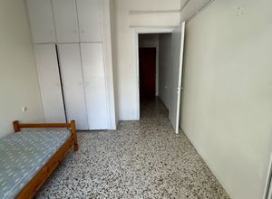 Studio/Γκαρσονιέρα για ενοικίαση - Λάρισα, - Φωτογραφία 1