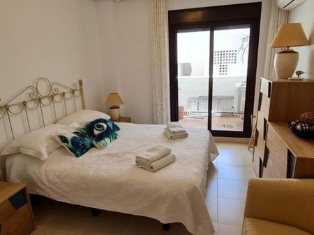 Luxury Flat for rent in Marbella, Spain - Photo 3
