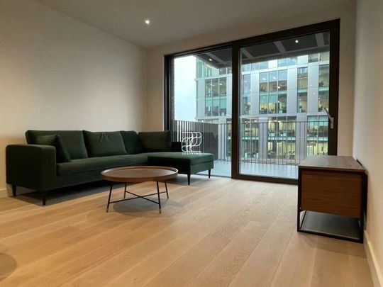 1 Viaduct Gardens, London, UK - Photo 1