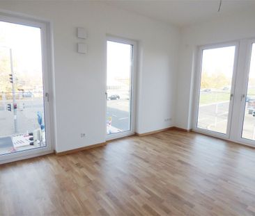 Tolle 3 R.Whg. mit FBH, Parkett, Ankleide, Lift, TG und EBK! - Photo 1