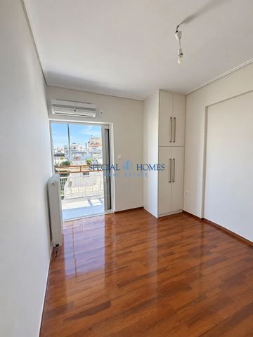Διαμέρισμα για ενοικίαση Άγιος Πέτρος (Παλαιό Φάληρο) - Photo 4