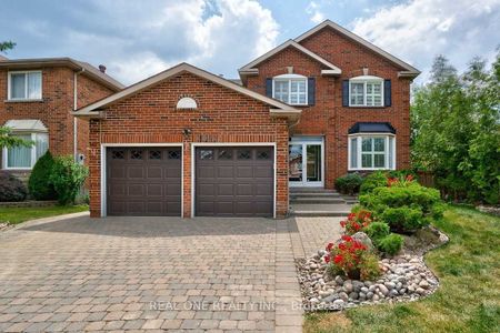 Detached Home For Lease | W8124086 - Photo 2