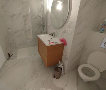 Location Appartement 2 pièces 38m² - Photo 4