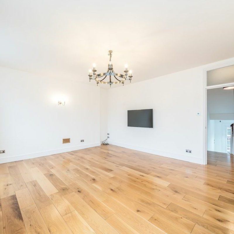 Claverton Street, Pimlico, SW1V - Photo 1