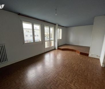 F3 RUE AUGUSTE LECHESNE - Photo 2