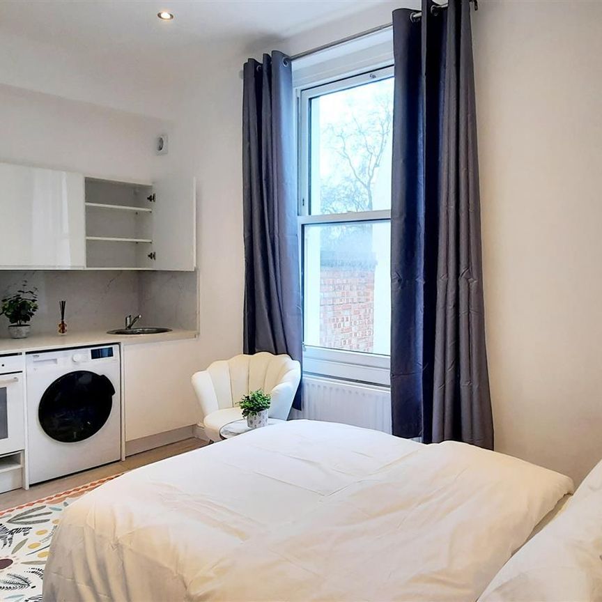 Holland Road, London - Photo 1