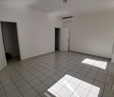 Location Appartement 1 pièce 31m² - Photo 1