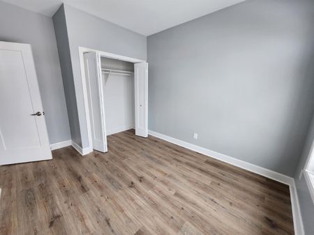 144 Montfort Street - Photo 2