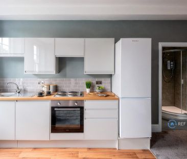 Studio to rent - Photo 4