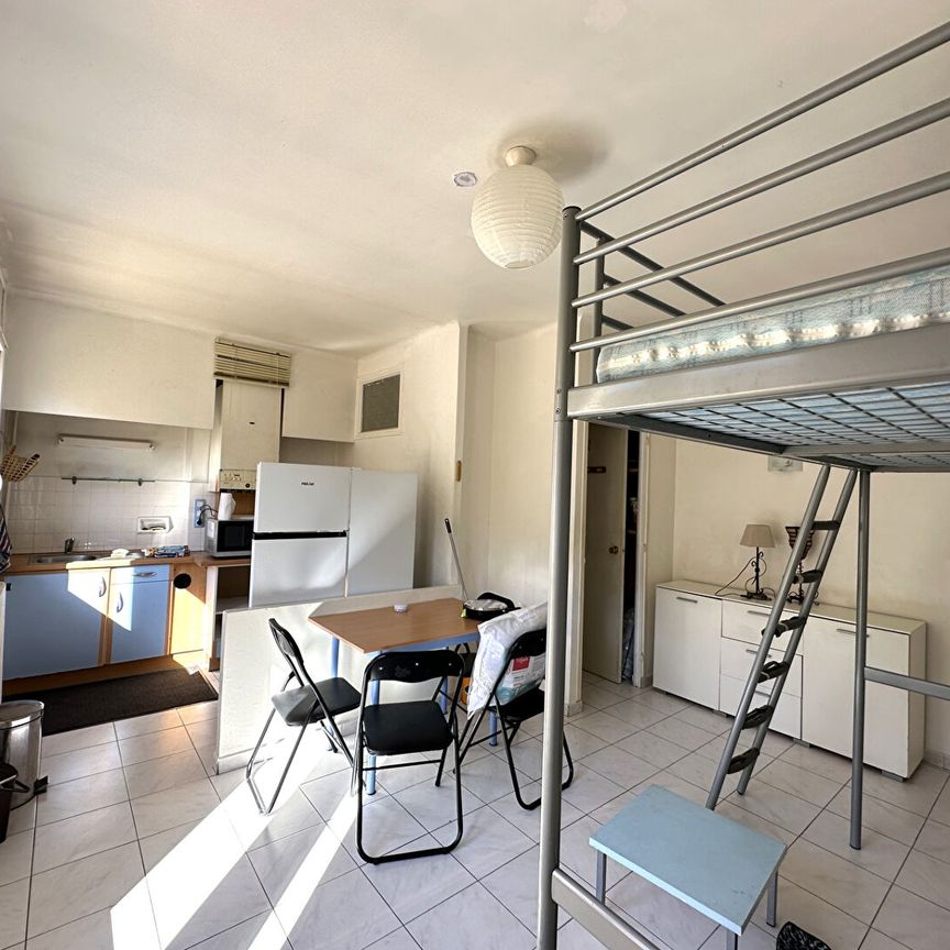 Location Appartement 1 pièce 25m² - Photo 1