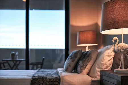 Stylish Two-Bedroom Apartment with City Views in Prime Rhodes Location - Photo 3