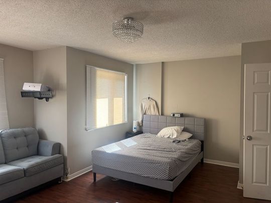 For Lease - 550 Steddick Court Unit# 37, Mississauga, Ontario - Photo 1