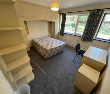 5 Bed Student Accommodation - Photo 6