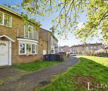 Collins Cross, Bishop's Stortford, Hertfordshire, CM23 - Photo 3