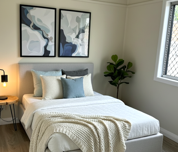 Cozy 4 Bedroom Home with separate Garage/Storage - Photo 6