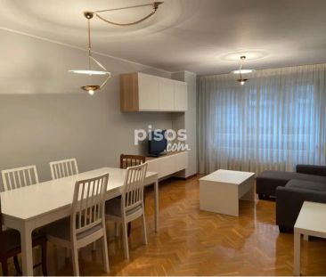 Piso en alquiler en Calle de León XIII, 4 - Photo 1