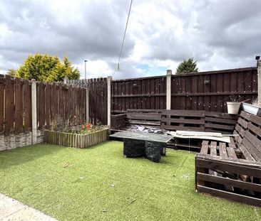 3 bedroom terraced house to rent - Photo 3