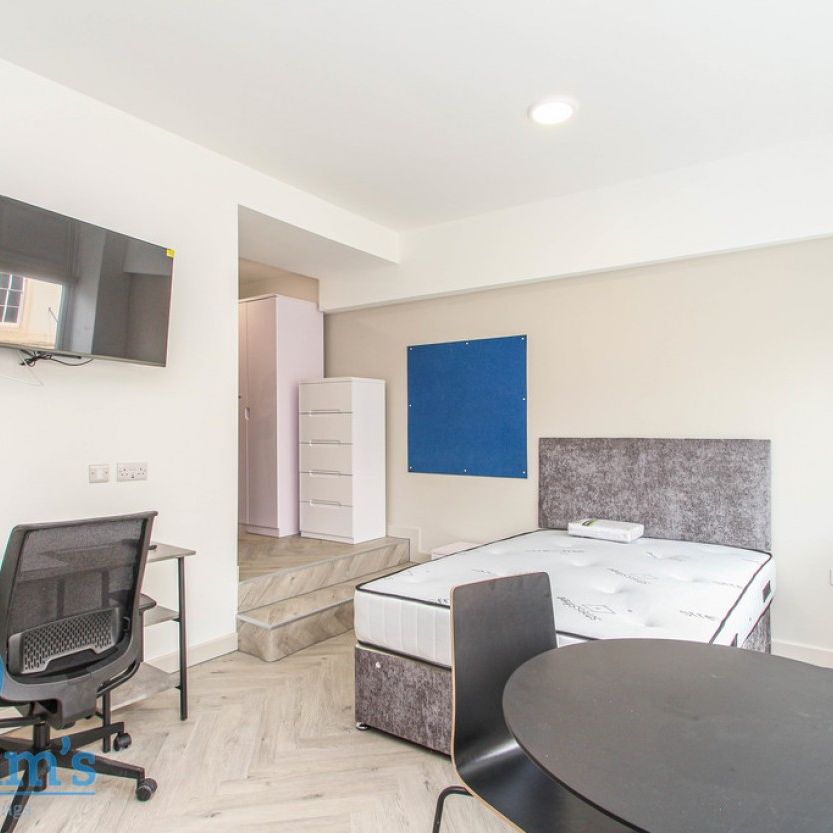 1 bed Studio for Rent - Photo 1