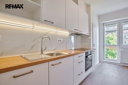 Pronájem bytu 2+1 v osobním vlastnictví 73 m², Praha 10 - Vršovice - Photo 4