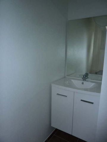 Location Appartement 2 pièces 44m² ROUEN 76000 - Photo 4