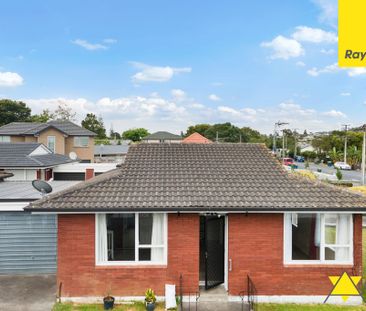 Two Bedroom and One Bathroom Unit in New Lynn! - Photo 1