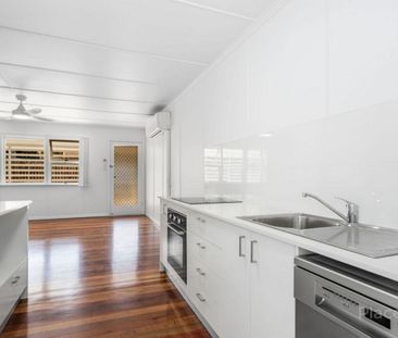 Completely Renovated 2-Bedroom Unit - Photo 3