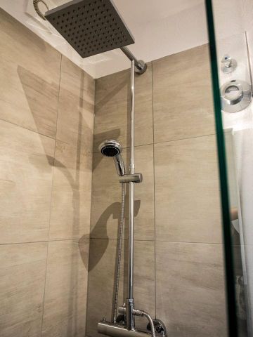 Exklusive, gepflegte 3-Raum-Wohnung mit gehobener Ausstattung - Photo 5