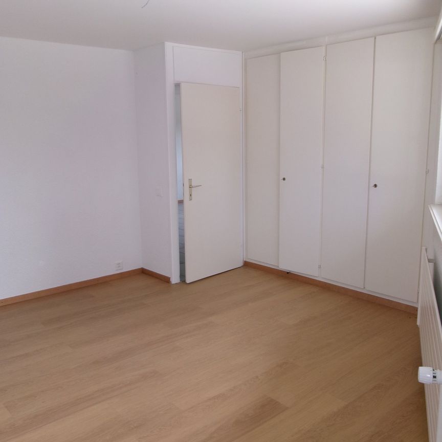 Appartement 2.5 pièces lumineux et calme à La Chaux-de-Fonds - Foto 1