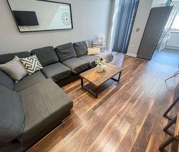 Channell Road, L6 - Photo 5