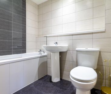 Blackfriars Court, City Centre - Photo 5