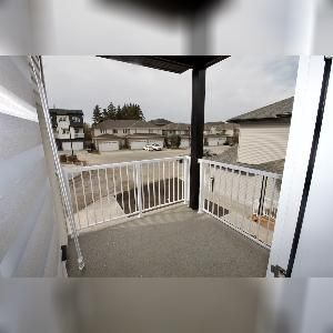 3 Bed 2.5 Bath Dbl Garage Balcony Townhouse For Rent Leduc - Photo 1