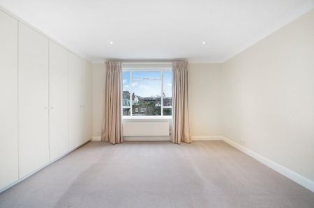 4 bedroom end of terrace house to rent - Photo 5