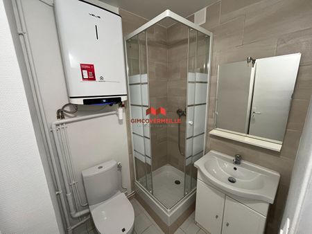 Location Appartement 1 pièce 26m² - Photo 5